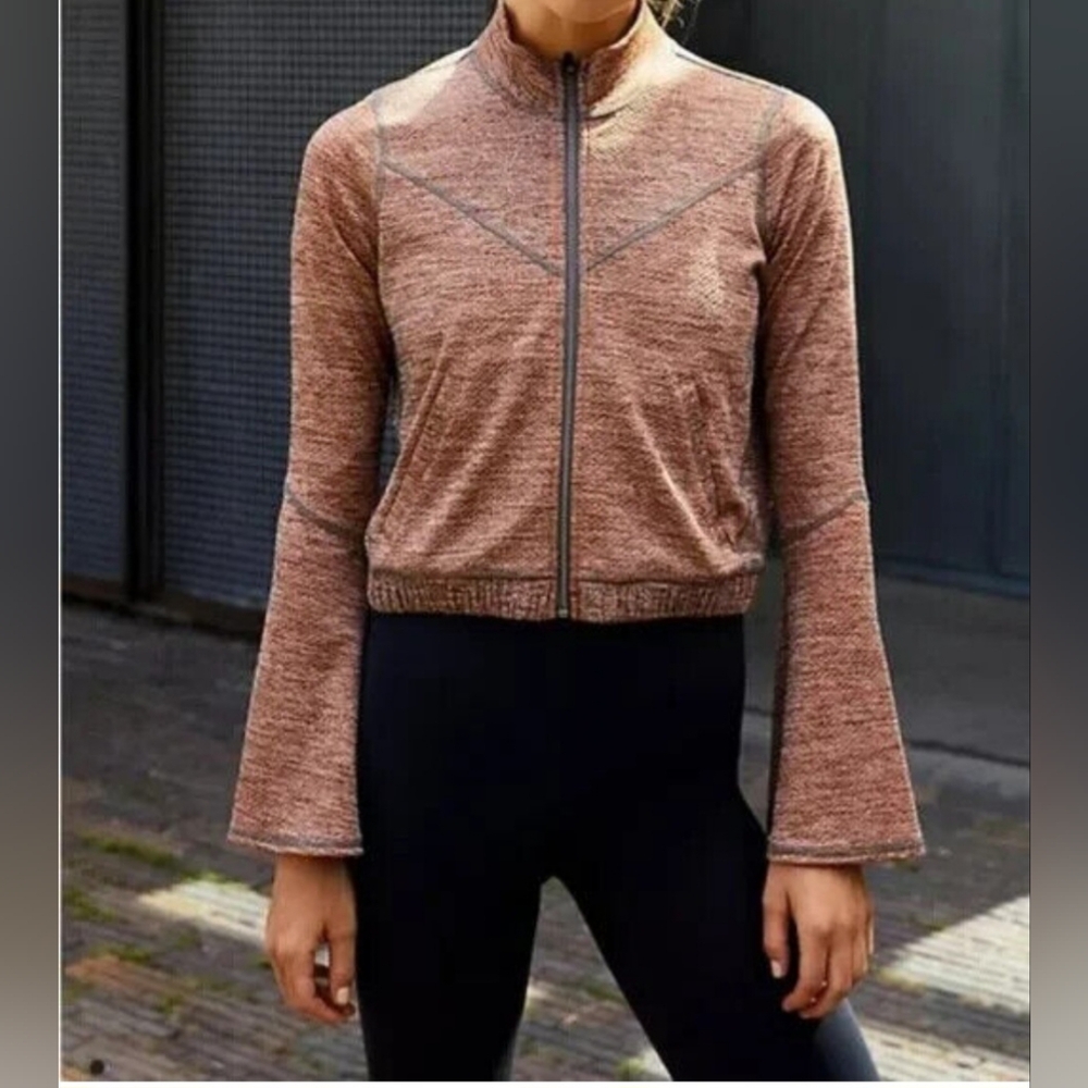 Free People Movement Off the Grid Jacket Orange Gray Flare sleeve zip up…
